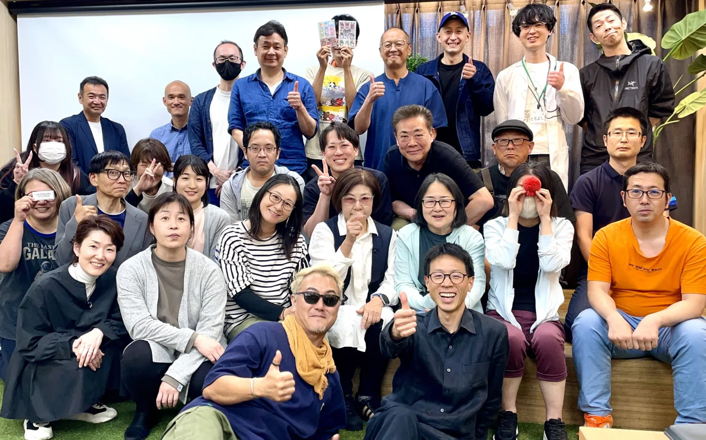 全国ツアーの参加者が集まった集合写真